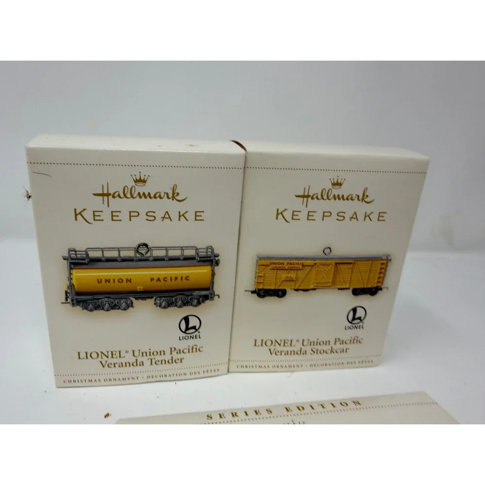 Hallmark Keepsake Lionel Union Pacific Veranda Turbine Locomotive Tender Set